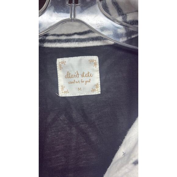 Altar'd state black & white shacket nwt - Picture 2 of 4